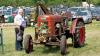 Eine Oldtimer-Parade gehörte zum Fest des Kameraden- und Soldatenvereins in Fünfstetten.