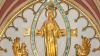 Herz Jesu Statue im Baldachin der Klosterkirche St. Ottilien.