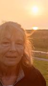 Wo ist diese Frau? Polizei bittet mit diesem Foto um Hinweise.
