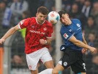 Daniel Hanslik (l) soll die Angriffsflexibilität beim VfL Bochum erweitern. (Archivbild)