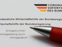 Zahlreiche Unternehmen beantragten während der Pandemie Überbrückungshilfen.