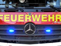 Die Feuerwehr hat am vergangenen Donnerstag eine schmorende Plastikbox aus einer Wohnung entfernt.