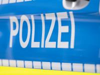 Die Polizei konnte nach zahlreichen Internetvideos eine Verdächtigen ausfindig machen. (Symbolbild)