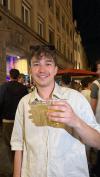 Jung und Alt gemeinsam feiern zu sehen freut Student Jonas Walter besonders.