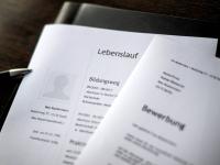 Oft fließt viel Mühe in eine Bewerbung - ärgerlich, wenn man dann kein Feedback bekommt.