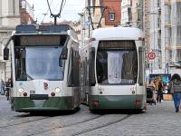 Die Straßenbahnen in Augsburg fahren tagsüber im 7,5-Minuten-Takt. Die Stadtwerke begründen dies mit Fahrermangel und wirtschaftlichen Überlegungen.