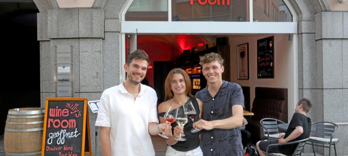 „Wir wurden quasi überrannt“: So läuft es in Bayerns einziger Selbstbedienungs-Weinbar