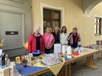 Das Weltladenteam mit (von links) Margot Schmid-Heinze, Eva Biehr, Eva Nägele, Conny Merunka und Anneliese Kerschensteiner freute sich über die zahlreichen Besucher.