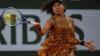 Naomi Osaka bei einer Vorhand.