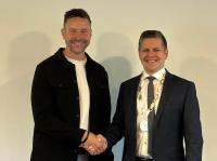Dürfen ab sofort Trauungen vornehmen: Michael Deschler (links) und Maximilian Schuler