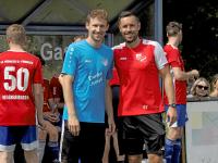 Steinheims Trainer Florian Kempter (links) möchte mit seinem Team an Fronleichnam den Aufstieg in die Kreisklasse schaffen. Kollege Stefan Saule (rechts) von der SG Mödingen/Finningen hat dieses Ziel schon erreicht. ßball A Klasse WE IV