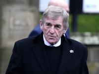 Hat ungewollt seine Krebserkrankung öffentlich gemacht: Sir Kenny Dalglish. (Archivbild)