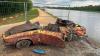 Der Opel Manta steht immer noch an der Fundstelle an der Donau nahe der Glockeraustraße bei Oberelchingen