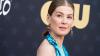 Die gebürtige Londonerin Rosamund Pike (47) spielt die weibliche Hauptrolle in «Ladies First». (Archivbild)