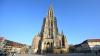 Größer als der Kölner Dom - und günstiger: das Ulmer Münster. (Archivbild)