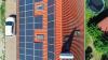Der Anstieg der Öl- und Benzinpreise führt zu verstärkter Nachfrage nach Solaranlagen und Elektroautos. (Symbolbild)