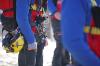 Die Bergwacht rückt das ganze Jahr über aus. Jetzt, zu Beginn der Sommersaison, treffen die Bergretter oft auf erschöpfte Wanderer. Oder solche, die im Altschnee stecken bleiben.