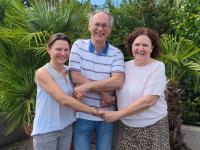 Die Nachbarschafts- und Seniorenhilfe Bad Wörishofen sucht dringend ehrenamtliche Unterstützer für immer mehr Hilfsbedürftige. Auf dem Foto (von links): Michaela Hornung (Schriftführerin und Organisation), Ulrich Ebel (Vorsitzender) und Michaela Bahle-Schmid (stellvertretende Vorsitzende).