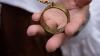 Die historische Friedberger Uhr steht sinnbildlich für die lange Tradition des Uhrmacherhandwerks in der Stadt.