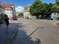Die Bergstraße in Augsburg soll umgebaut und für Fußgänger und Fahrradfahrer sicherer gemacht werden.