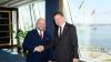 AfD-Politiker Markus Frohnmaier: Handshake mit Putins Vertrautem und Gazprom-Chef Alexej Miller beim Wirtschaftsforum in St. Petersburg.