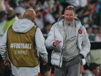 Oranje-Coach Ronald Koeman (r) konnte mit dem 0:1 gegen Algerien nicht zufrieden sein.