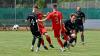 Die SG Apfeldorf/Kinsau (schwarze Trikots) startet mit einer knappen Niederlage gegen Steingaden in die Relegation.