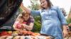 Grillen mit Vorsicht: Wegen ihres geringeren Körpergewichts und eines weniger ausgereiften Entgiftungssystems reagieren Kinder empfindlicher auf Schadstoffe im Grillgut.