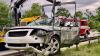 Von dem Auto ist nach dem Unfall auf der B17 nur ein Wrack übrig.