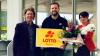 Von links: Michael Vivell (Bezirksleiter der Staatlichen Lotterie- und Spielbankverwaltung), Tomislav Kukic (Pächter Allguth) und Hildegard Engelhart (ehemalige Pächterin).