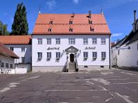 Der historische Gasthof Schmid in Täfertingen soll erweitert werden: Im Stadel soll ein Veranstaltungssaal für bis zu 90 Personen entstehen.