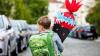 Einfach und individuell: Mit einem Schultütenrohling aus dem Handel lässt sich die Tüte schnell und nach eigenen Wünschen verzieren.