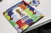 Das Foto zeigt das offizielle Panini-Sammelalbum der WM 2026. Die kommende Weltmeisterschaft ist das vorletzte Turnier, das der Traditionshersteller vorerst begleitet.