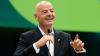 Die von Präsident Gianni Infantino angeführte FIFA schüttet bei der WM über 300 Millionen Euro an die Clubs aus. (Archivbild)