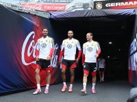 Leroy Sané (r) steht bei der WM-Generalprobe gegen die USA ebenso in der Startelf wie Felix Nmecha (l) und Jonathan Tah.
