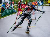 Inline alpin ist ein rasanter und spektakulärer Sport - hier demonstriert von der früheren Weltmeisterin Ann-Krystina Wanzke.