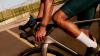 Wer beim Radfahren oder Laufen die Strecke aufzeichnen möchte, muss das Smartphone einpacken, da im Fitbit Air kein GPS-Modul steckt.