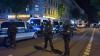 Polizisten riegeln die Eisenbahnstraße in Leipzig ab.