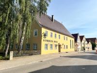 So sieht die ehemalige Gastwirtschaft in Binswangen derzeit von außen aus.