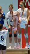 Elena Faber (rechts) bei der Siegerehrung.