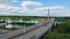 Die Bonner Rheinbrücke bleibt vorerst gesperrt - aber man kann näher an sie ran fahren. (Archivbild)