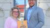 Bürgermeister Michael Schindler freut sich auf die Zusammenarbeit mit der neuen Stadtkämmerin Selina Zabel.