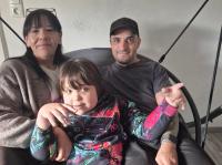 Gabriel ist schwer krank. Irreparable Hirnschäden wurden festgestellt. Seine Eltern Stefanie und Dominic Gmachmeir kämpfen nun um die Herausgabe wichtiger Unterlagen nach einer Herz-Operation.