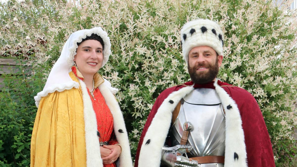 Historische-Rollen-in-neuen-H-nden-Das-steckt-hinter-dem-Generationenwechsel-beim-Frundsbergfest