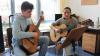 Gitarre ist an der Musikschule Wertingen ein beliebtes Instrument. Auf dem Bild zu sehen die Lehrkraft Adriana Gomez mit ihrem Schüler im Unterricht.