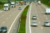Im 120er-Bereich auf der A8 in Höhe Burgau ist ein Autofahrer geblitzt worden.