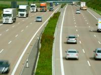 Im 120er-Bereich auf der A8 in Höhe Burgau ist ein Autofahrer geblitzt worden.