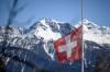 Die Bevölkerung der Schweiz ist in den vergangenen Jahrzehnten stark angestiegen - zu stark, findet die rechte SVP und will eine Obergrenze definieren.