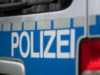 Die Polizei hatte nach einem Unfall in Ulm alle Hände voll zu tun.