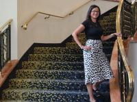 Mariana Santelli ist die Hausdame im Hotel Sonnenhof in Bad Wörishofen: Für ihre Arbeit wurde sie jetzt ausgezeichnet.